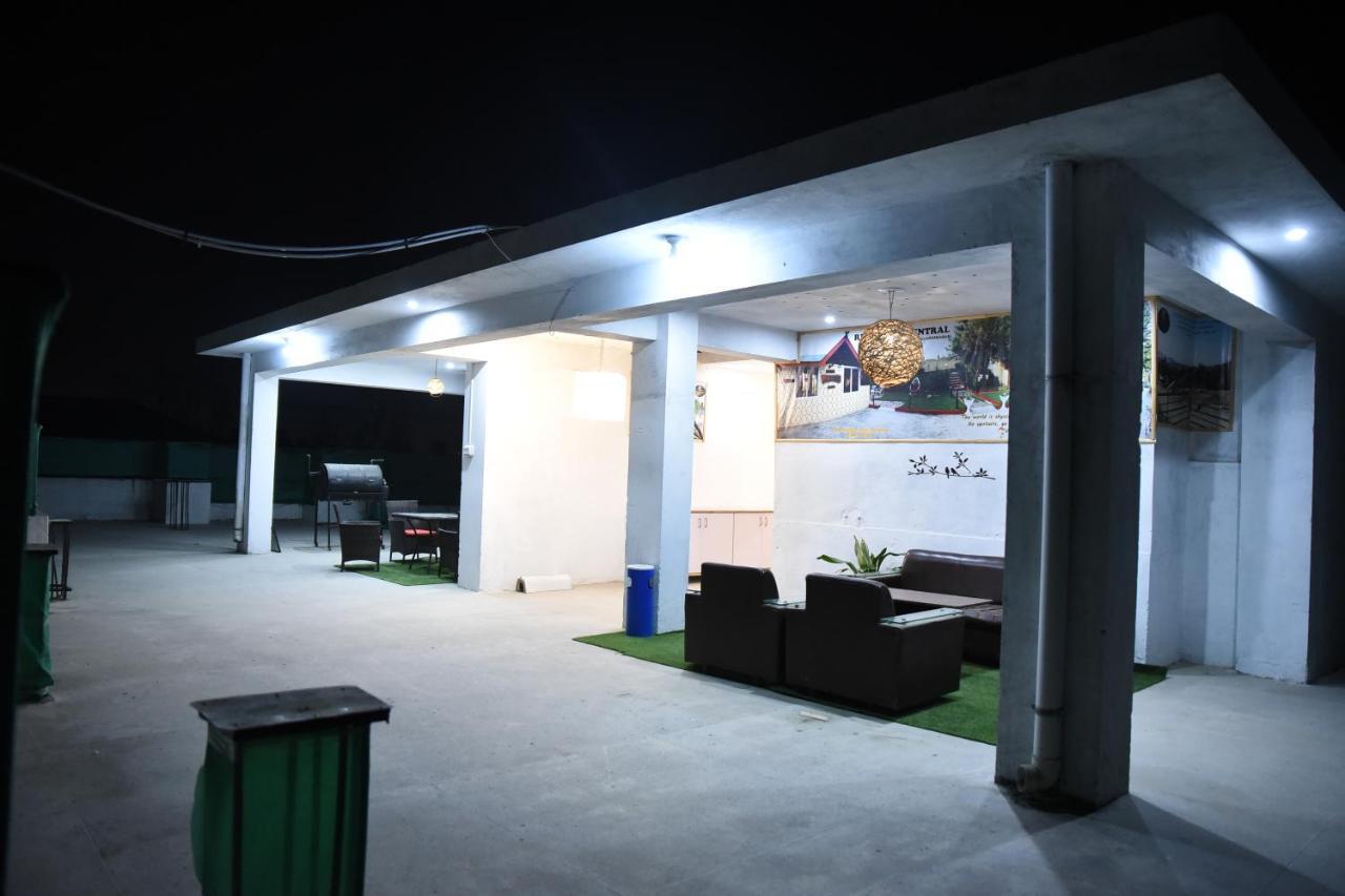 Republika Urban Διαμέρισμα Αμποταμπάντ Εξωτερικό φωτογραφία
